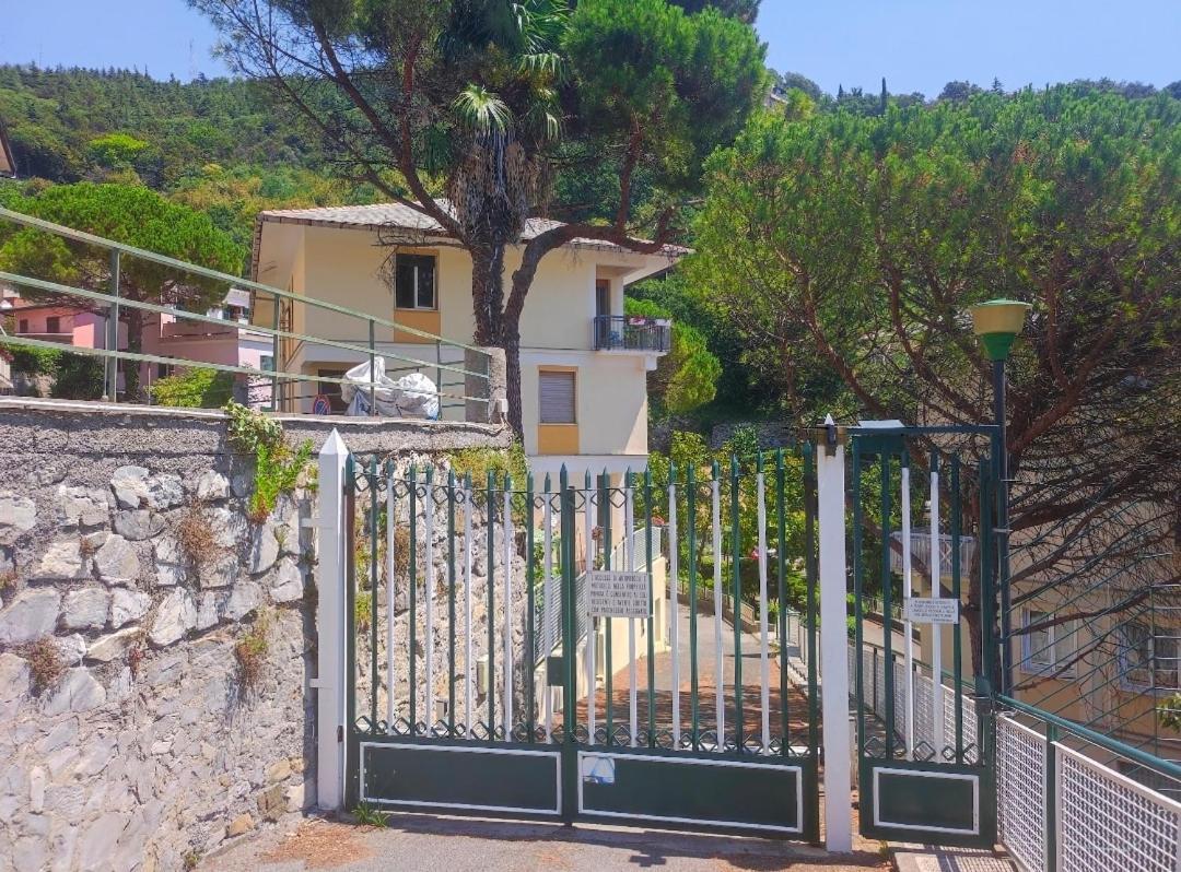 Forti Genova-Free Parking Castellaccio Apartment 2 Zewnętrze zdjęcie